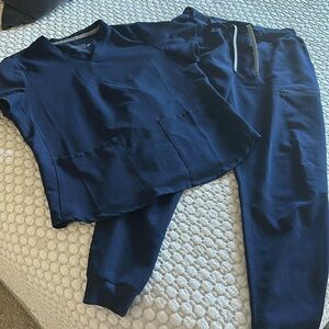 Fabletics Scrubs - gently used